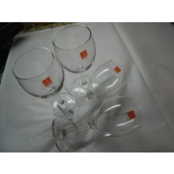 4 Bormioli Rocco Made in Italy Italian 8 oz. Stemmed Wine Glasses 6 3/4" Tall - Picture 2 of 5